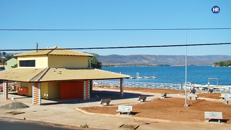 CONSTRUÇÃO DA PRAÇA NA PONTA DA PRAIA ENTRA EM FASE DE ACABAMENTO